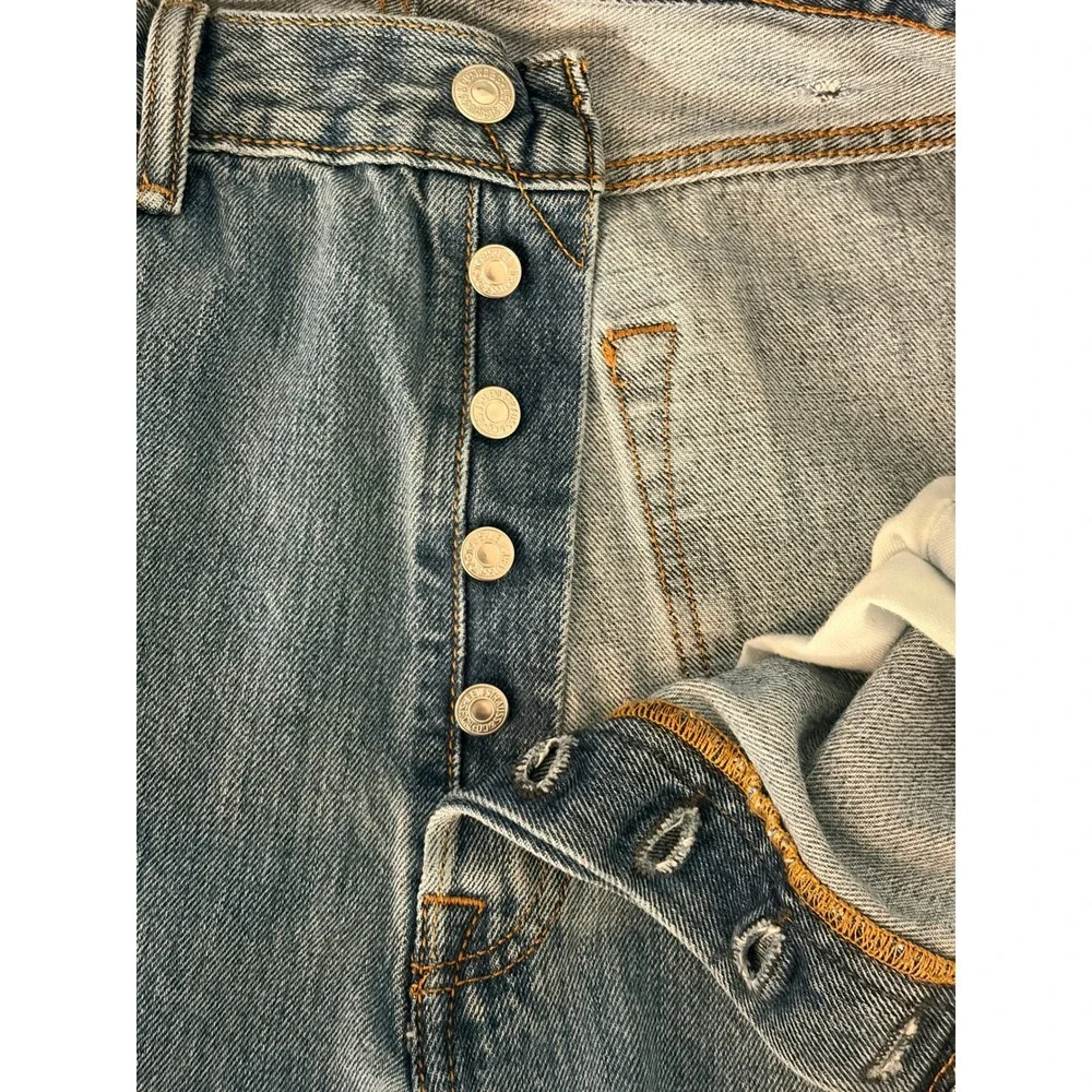 Levi's 501 Original Fit Jeans 38x29 Blue Denim Button Fly Classic Americana